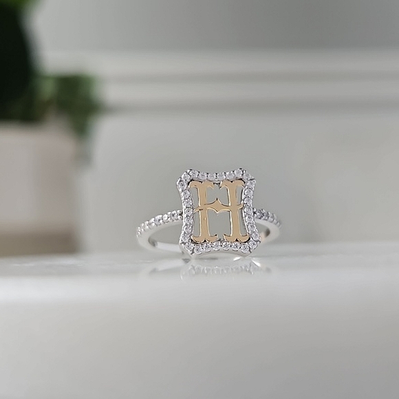 Harry Potter Hogwarts Alumni Crest Ring, solid 925 Sterling Silver - Picture 2 of 8